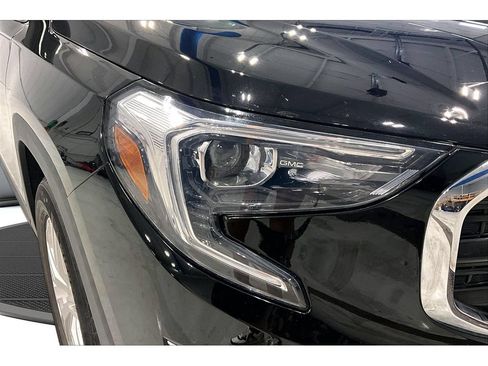 Used 2020 GMC Terrain SLE FWD image 50