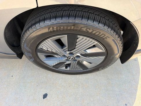 Used 2026 Nissan Murano SL AWD/4WD image 9