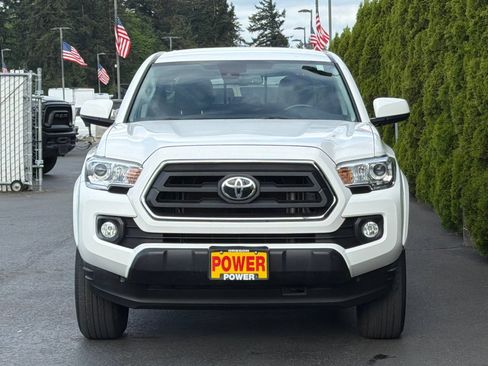 Used 2023 Toyota Tacoma SR5 RWD image 9
