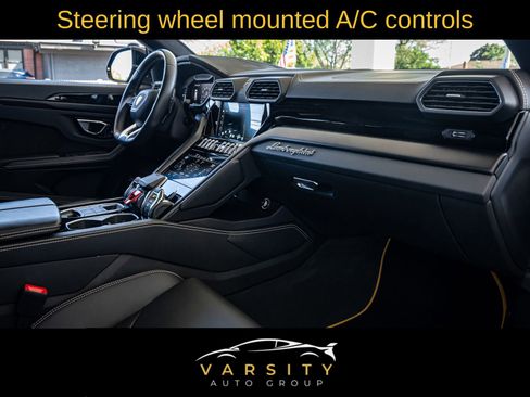 Used 2022 Lamborghini Urus image 22