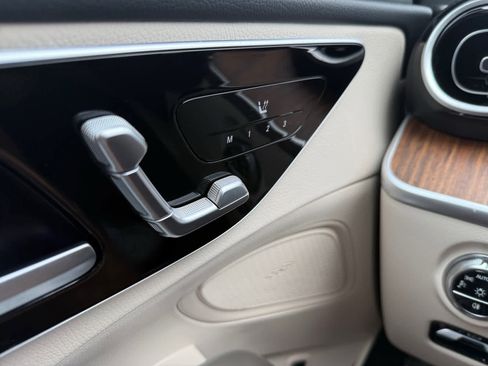 Certified 2024 Mercedes-Benz C 300 4MATIC Sedan image 25