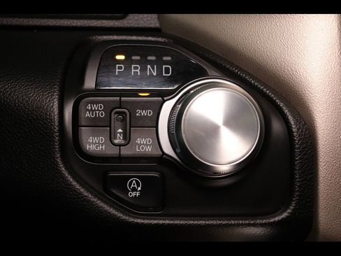 Used 2022 RAM 1500 Laramie AWD/4WD image 13