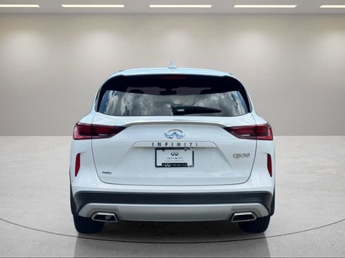Used 2023 INFINITI QX50 Pure AWD/4WD image 4