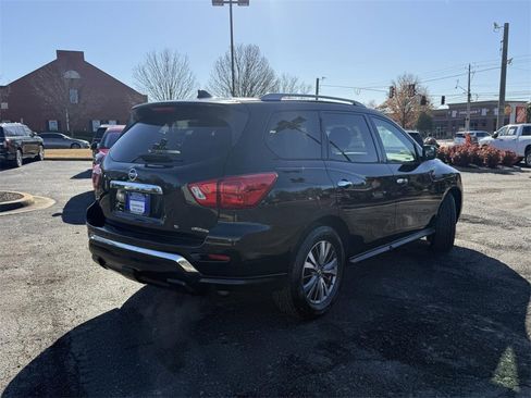 Used 2019 Nissan Pathfinder SV image 6