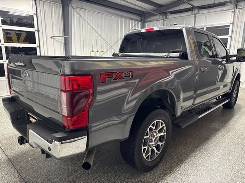 Used 2022 Ford F250 Lariat w/ Lariat Value Package AWD/4WD image 16