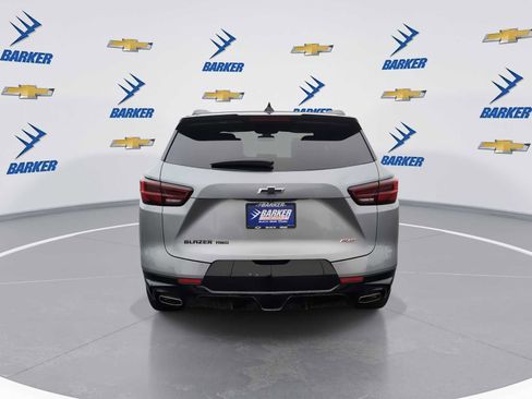 Used 2023 Chevrolet Blazer RS w/ Enhanced Convenience Package image 7