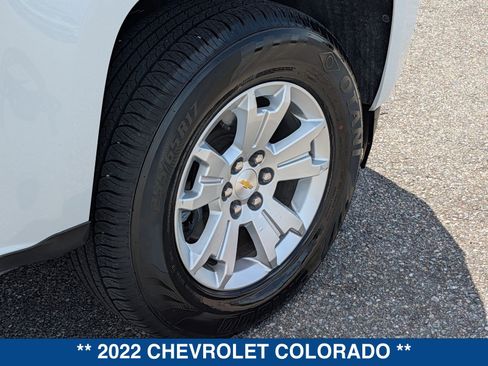 Used 2022 Chevrolet Colorado LT w/ LT Convenience Package AWD/4WD image 13