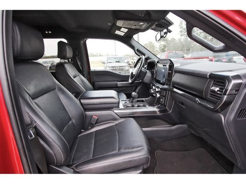 Certified 2022 Ford F150 XLT w/ Equipment Group 302A High image 25