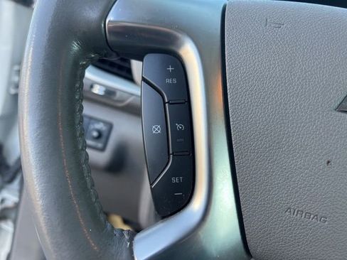 Used 2014 Chevrolet Traverse LT image 14