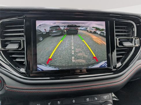 Used 2024 Dodge Durango GT AWD/4WD image 30
