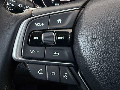 Certified 2021 Honda Accord Touring image 11