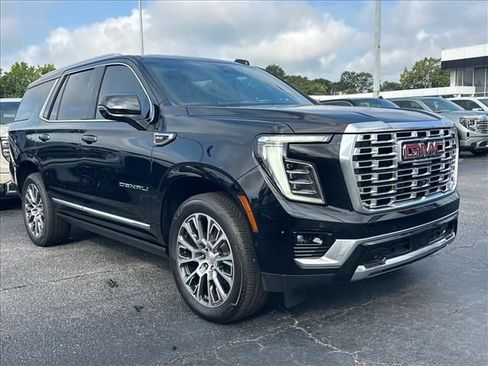 New 2026 GMC Yukon Denali w/ Denali Reserve Package AWD/4WD image 2