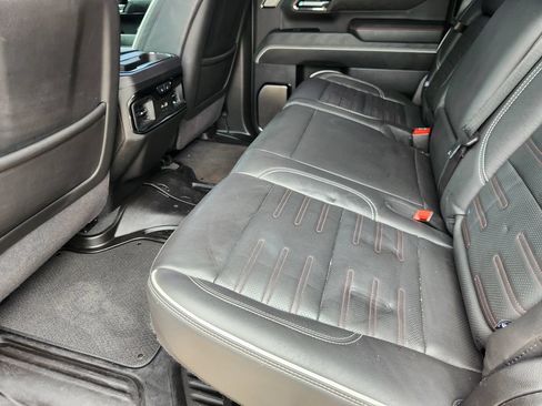 Used 2024 GMC Sierra 2500 AT4X AWD/4WD image 30