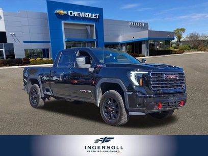 Used 2025 GMC Sierra 2500 AT4