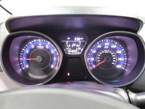 Used 2014 Hyundai Elantra Limited w/ Option Group 03 FWD image 39