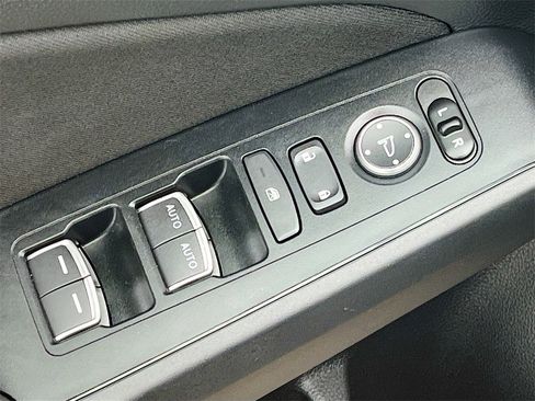 Used 2024 Honda Civic Sport image 17