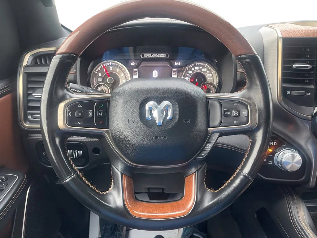 Used 2022 RAM 1500 Limited w/ Body-Colour Bumper Group AWD/4WD image 25