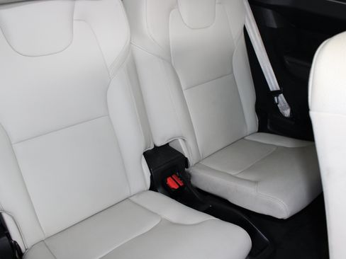 Used 2020 Volvo XC90 T5 Momentum AWD/4WD image 16