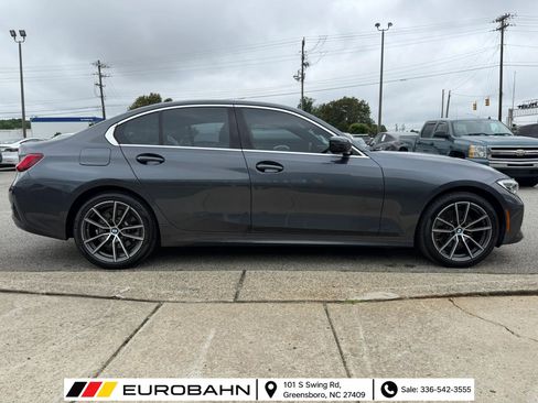 Used 2019 BMW 330i xDrive Sedan w/ Convenience Package AWD/4WD image 6
