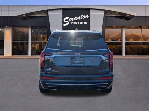 Used 2023 Cadillac XT6 Luxury image 4