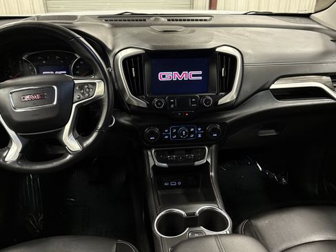 Used 2022 GMC Terrain SLT w/ Infotainment Package II image 16