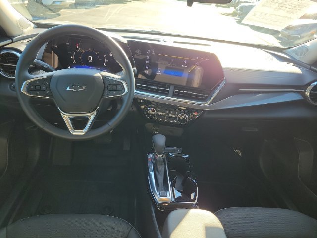 Used 2026 Chevrolet Trax ACTIV w/ Driver Confidence Package FWD image 9
