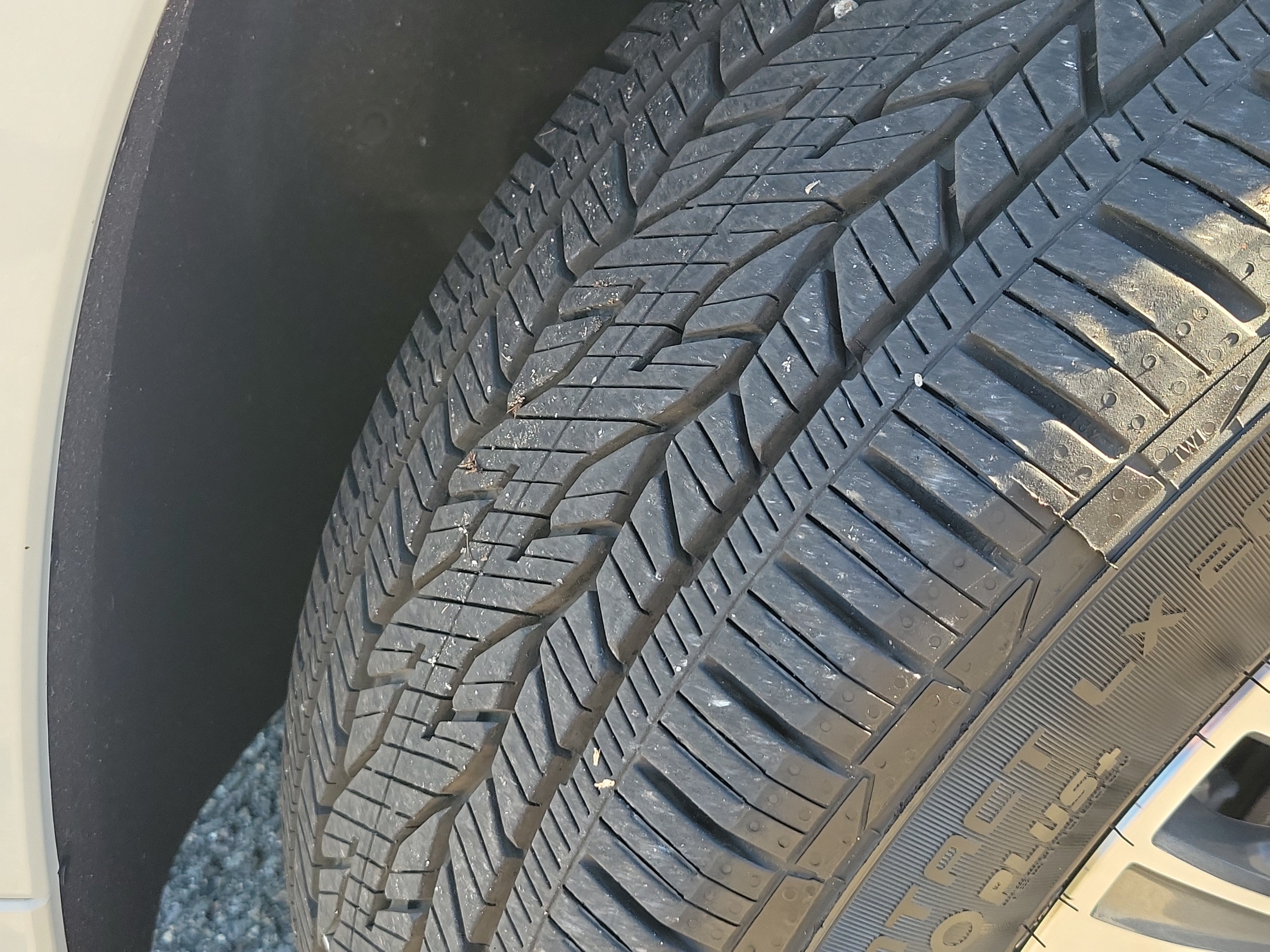 Used 2023 Chevrolet Traverse High Country w/ LPO, Floor Liner Package AWD/4WD image 13