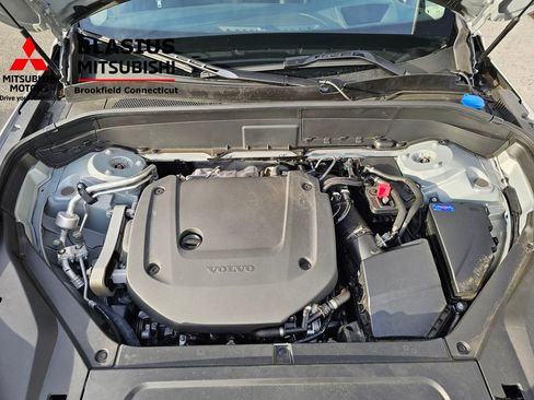 Used 2025 Volvo XC90 B6 Ultra w/ Protection Package Premier image 31