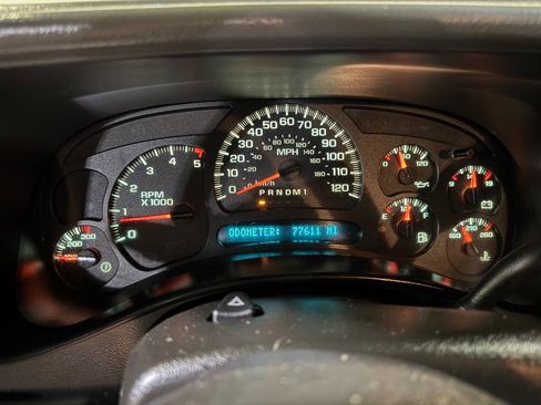 Used 2006 Chevrolet Silverado 3500 LT w/ Heavy-Duty Power Package image 7