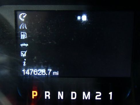 Used 2011 Ford F150 XLT w/ XLT Chrome Pkg image 26