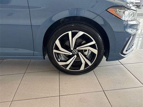 Used 2025 Volkswagen Jetta SEL image 14