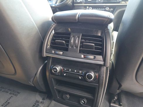 Used 2016 BMW X5 M AWD/4WD image 33