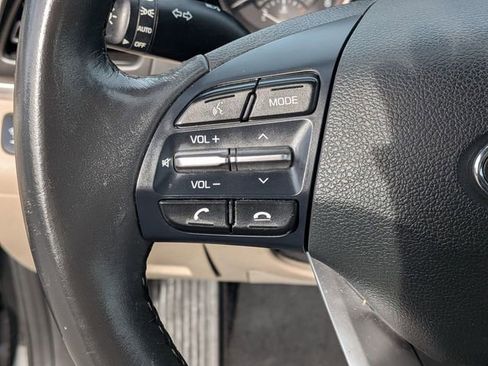 Used 2020 Hyundai Elantra Value Edition FWD image 16