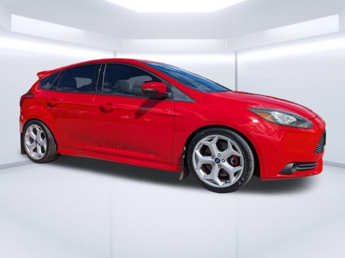 Used 2014 Ford Focus ST image 1