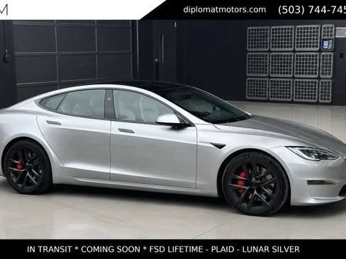Used 2026 Tesla Model S Plaid AWD/4WD image 1