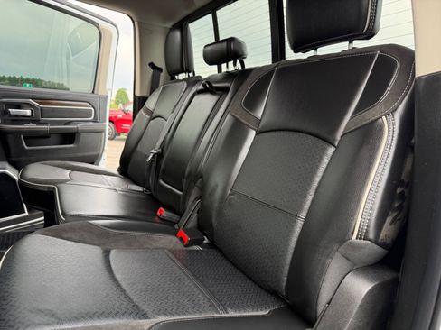 Used 2024 RAM 2500 Laramie AWD/4WD image 30