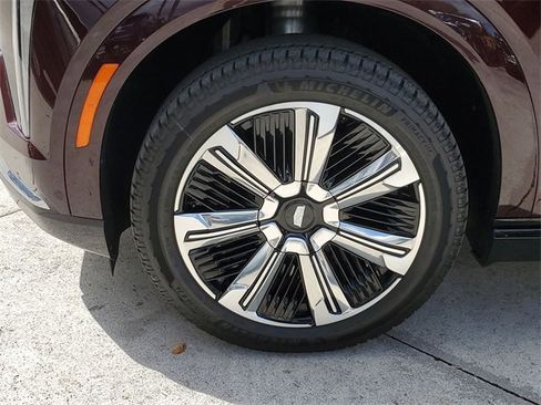 New 2025 Cadillac Escalade IQ Luxury 1 image 18