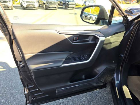 Certified 2025 Toyota RAV4 LE image 20