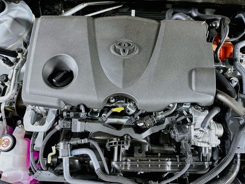 Used 2026 Toyota Camry SE w/ Convenience Package FWD image 32