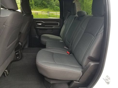 Certified 2025 RAM 2500 Big Horn AWD/4WD image 19