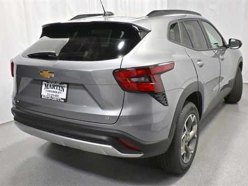 New 2025 Chevrolet Trax LT w/ Driver Confidence Package image 3