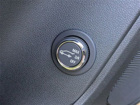 New 2025 Chevrolet Blazer LT w/ Convenience Package image 11