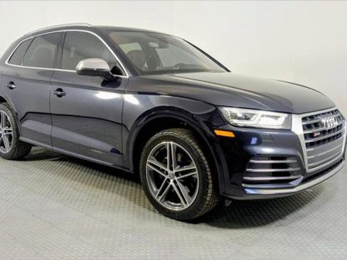 Used 2018 Audi SQ5 Premium Plus w/ Navigation Package image 9