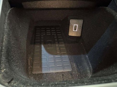 Used 2020 Lincoln Nautilus Reserve w/ Equipment Group 201A image 35