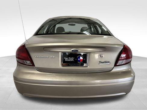 Used 2004 Ford Taurus SE image 7