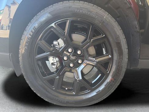 Used 2025 Ford Maverick XLT w/ XLT Luxury Package AWD/4WD image 25