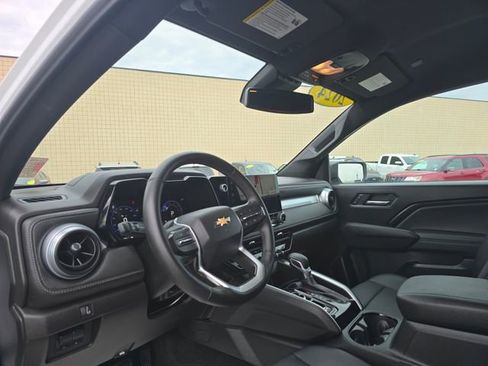 Used 2024 Chevrolet Colorado LT w/ LT Convenience Package III image 13