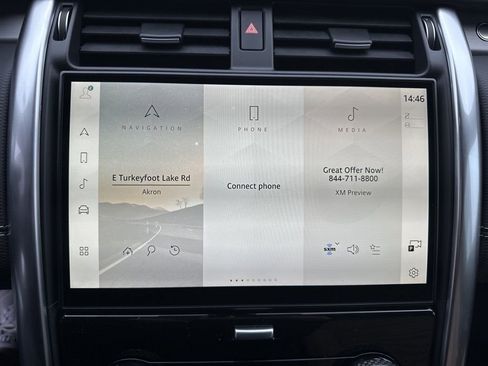 New 2024 Land Rover Discovery Dynamic SE image 20