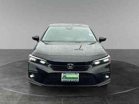 Used 2024 Honda Civic Touring image 2