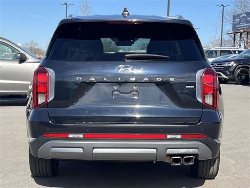 Used 2023 Hyundai Palisade Limited image 41